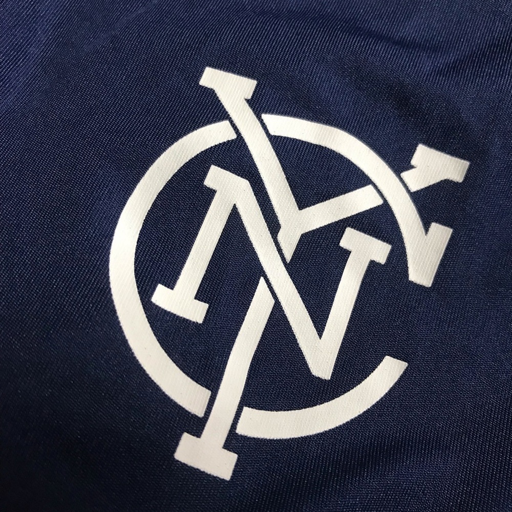 🌇adidas NYC Quarter Zip Pullover - Picture 8 of 9